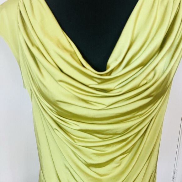 Carmen Marc Valvo Stretch Tank Top‎  Blouse Women M Green Cap Sleeve Shell - Picture 2 of 8